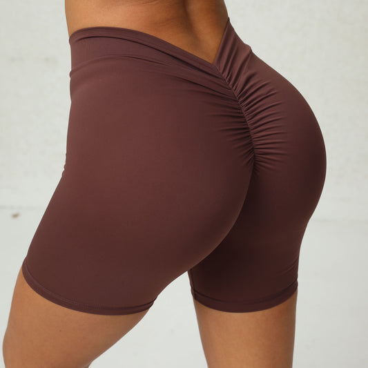 Shorts de yoga moulants en forme de V