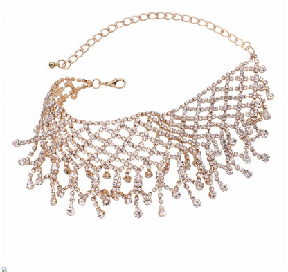 Collier sexy, Strass bordées