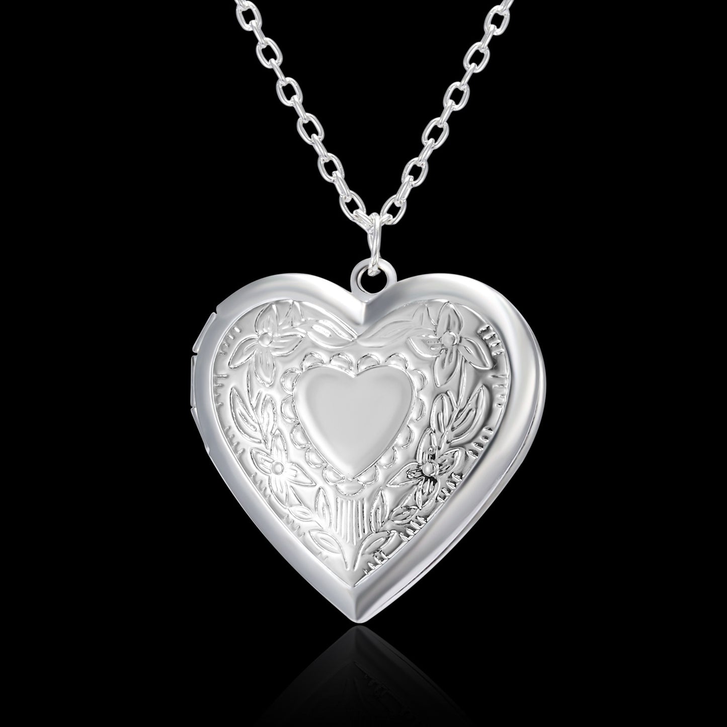 Collier avec pendentif en forme de coeur