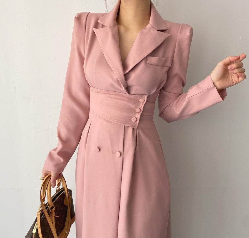 Robe de costume longue à la mode pour femmes