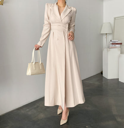 Robe de costume longue à la mode pour femmes